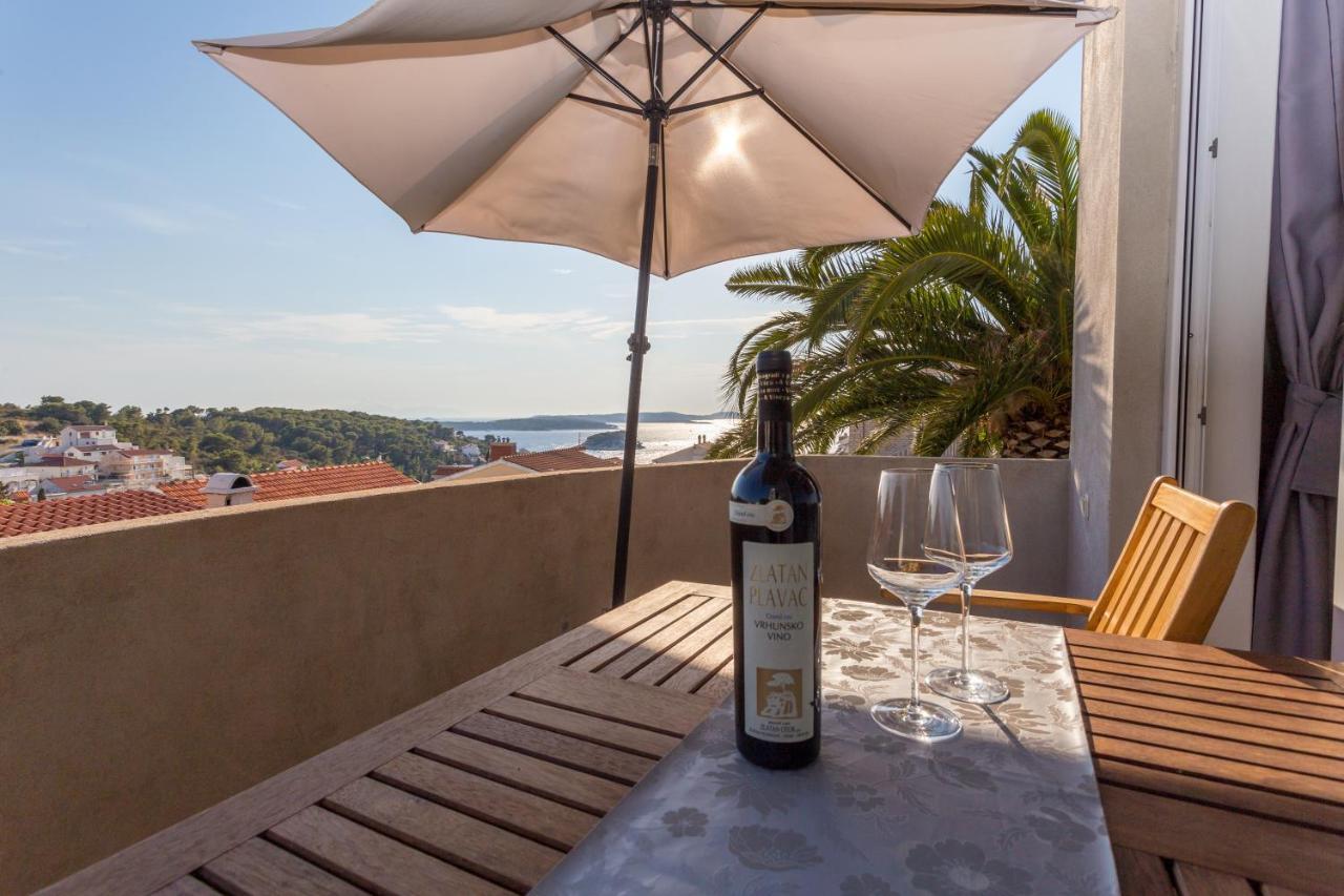 Apartman Lucy Hvar Town Buitenkant foto