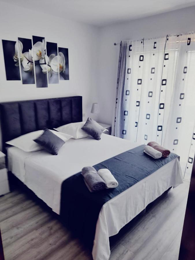 Apartman Lucy Hvar Town Buitenkant foto